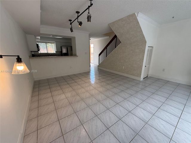 14905 SW 80th St 214, Miami, FL 33193