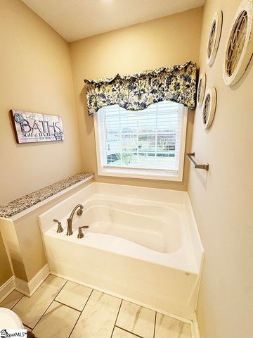 202 Roscoe Drive, Greer, SC 29651