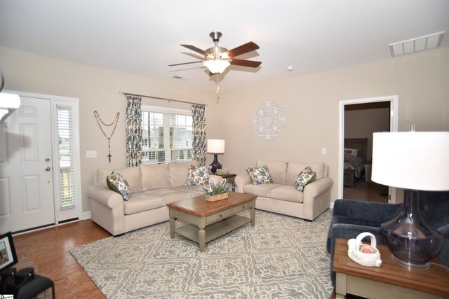 202 Roscoe Drive, Greer, SC 29651