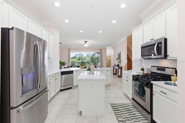 8309 OLD TOWN DRIVE, Tampa, FL 33647