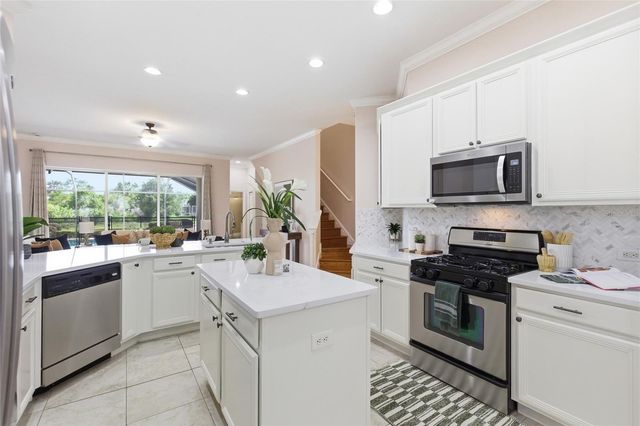 8309 OLD TOWN DRIVE, Tampa, FL 33647