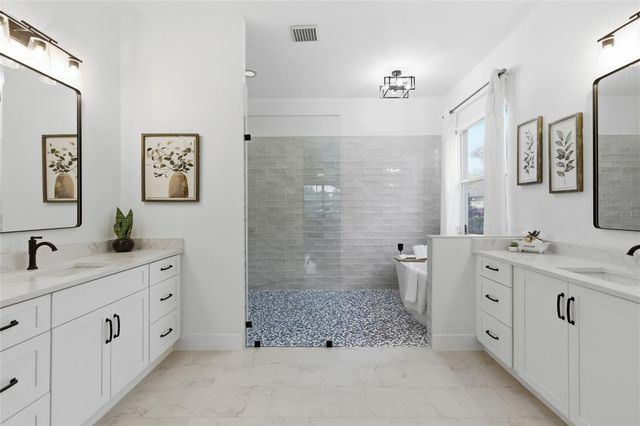 8309 OLD TOWN DRIVE, Tampa, FL 33647