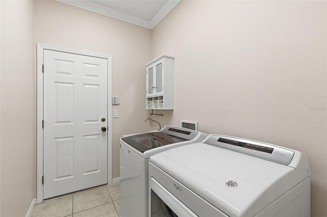 8309 OLD TOWN DRIVE, Tampa, FL 33647