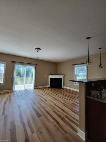 5425 Broadleaf Road, Summerfield, NC 27258
