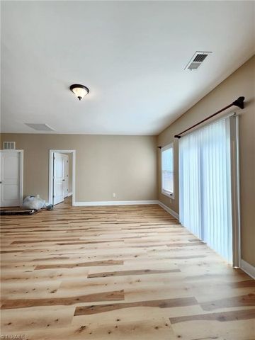 5425 Broadleaf Road, Summerfield, NC 27258