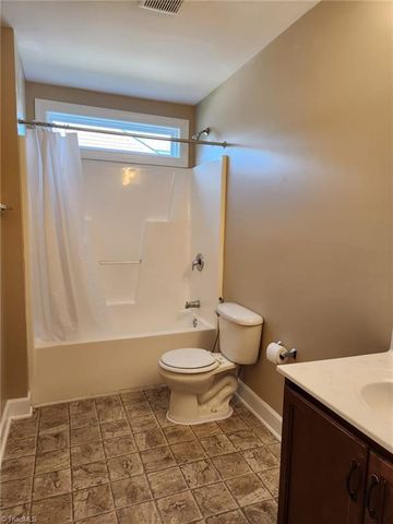 5425 Broadleaf Road, Summerfield, NC 27258