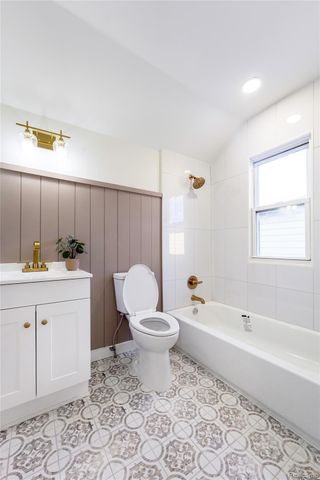 8659 Essex Avenue, Warren, MI 48089