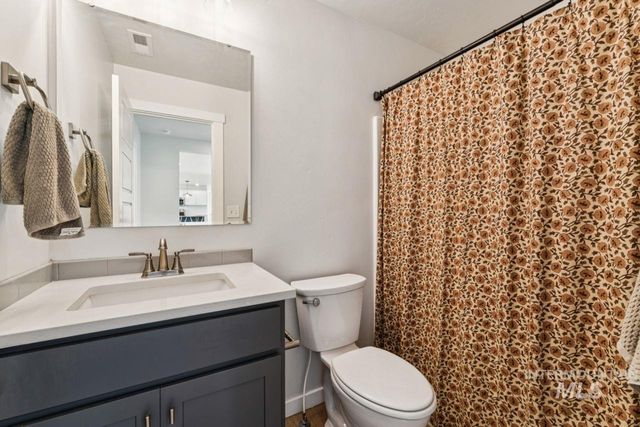 3539 W Zarea Dr, Meridian, ID 83642