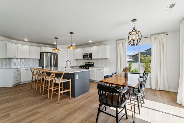 3539 W Zarea Dr, Meridian, ID 83642