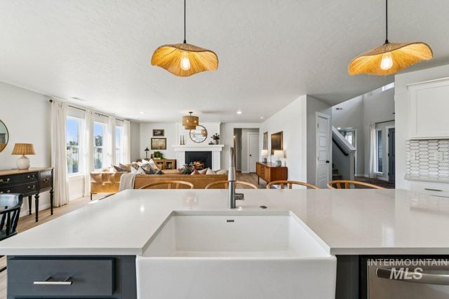 3539 W Zarea Dr, Meridian, ID 83642