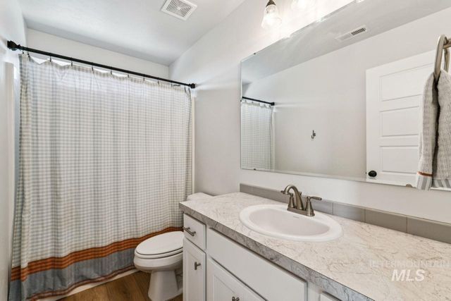 3539 W Zarea Dr, Meridian, ID 83642