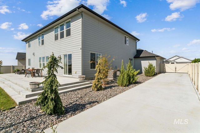 3539 W Zarea Dr, Meridian, ID 83642