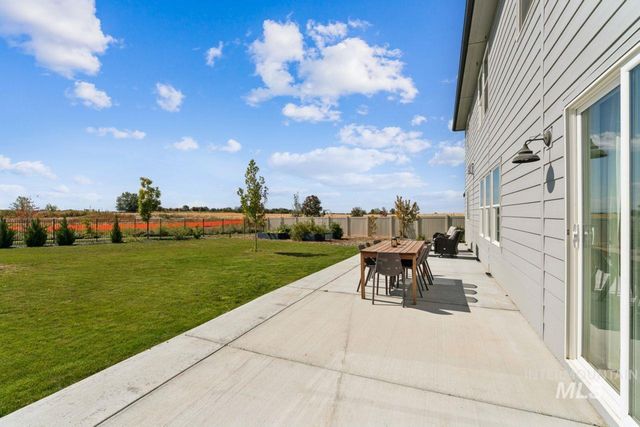 3539 W Zarea Dr, Meridian, ID 83642