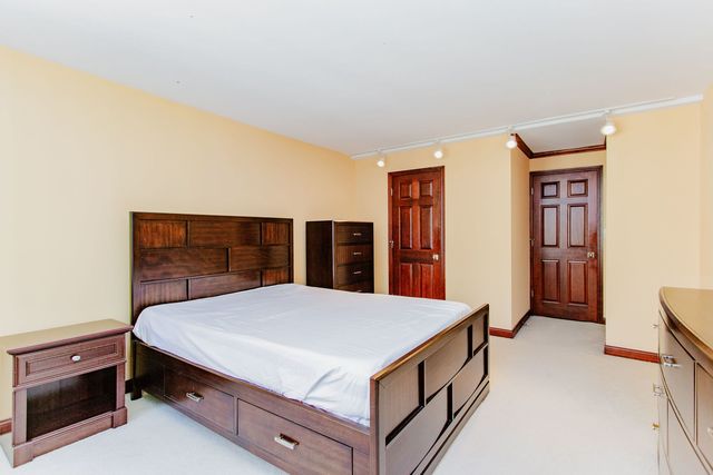 233 E Erie Street 1305, Chicago, IL 60611