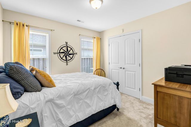 123 NE 15th Street, Oak Island, NC 28465