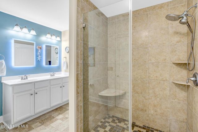 123 NE 15th Street, Oak Island, NC 28465