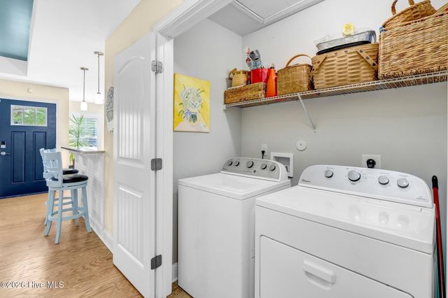 123 NE 15th Street, Oak Island, NC 28465