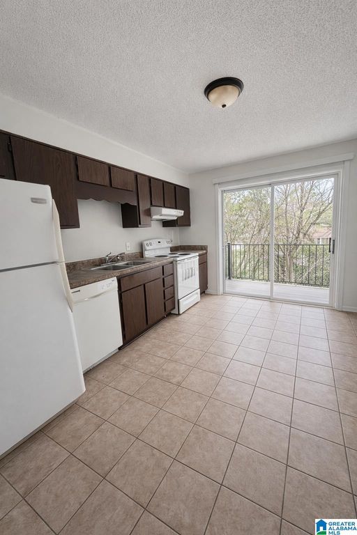 834 Beacon Pkwy E Apt C, Birmingham, AL 35209