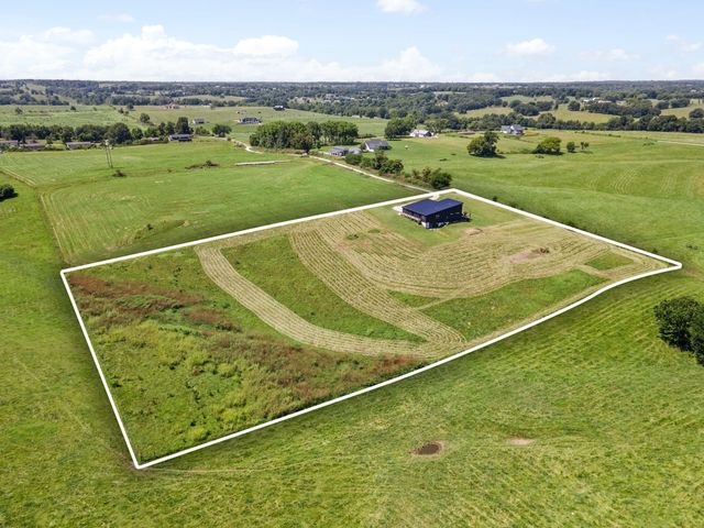 338 Skyla Drive, Ozark, MO 65721