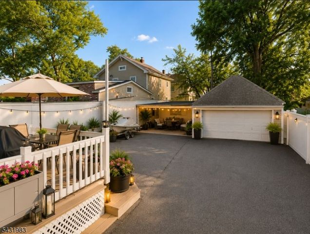 52 Hollywood Ave, Hillside Twp., NJ 07205