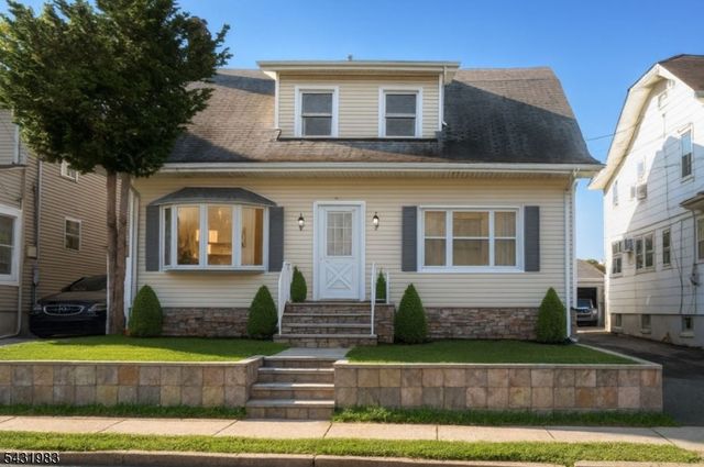 52 Hollywood Ave, Hillside Twp., NJ 07205