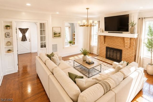 52 Hollywood Ave, Hillside Twp., NJ 07205
