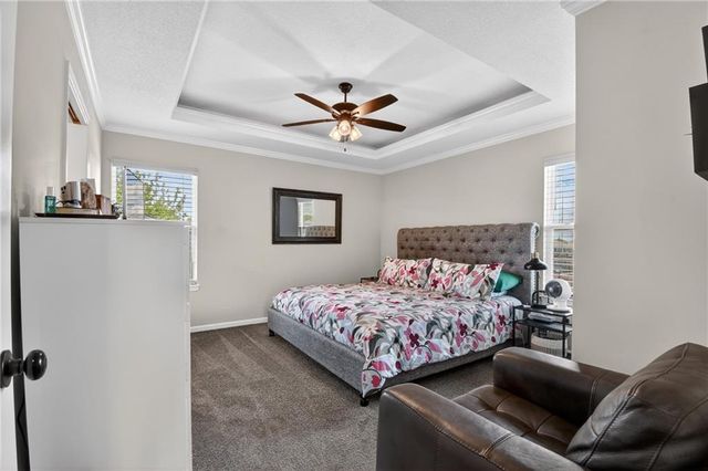 602 Wright Street, Pleasant Hill, MO 64080