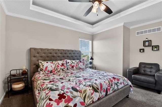 602 Wright Street, Pleasant Hill, MO 64080