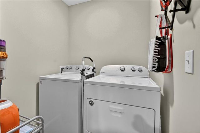 602 Wright Street, Pleasant Hill, MO 64080