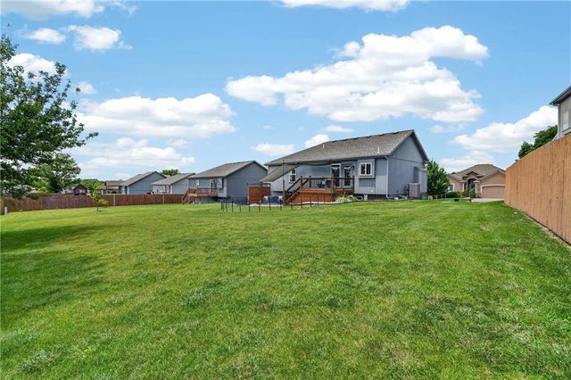 602 Wright Street, Pleasant Hill, MO 64080