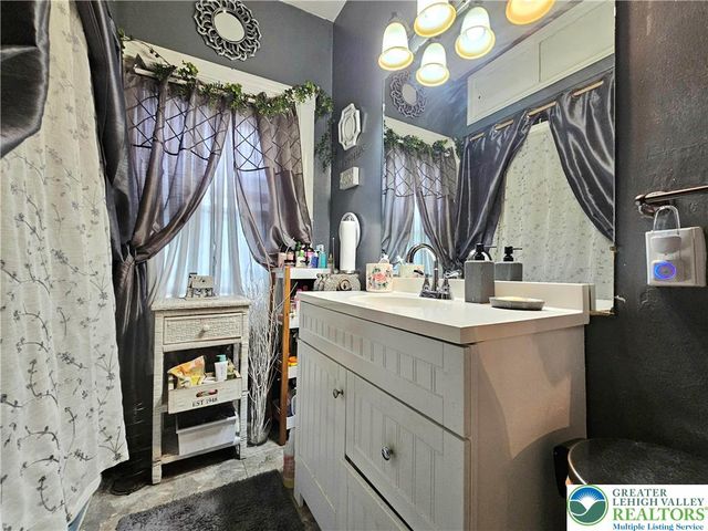752 Walnut Avenue, Easton, PA 18042