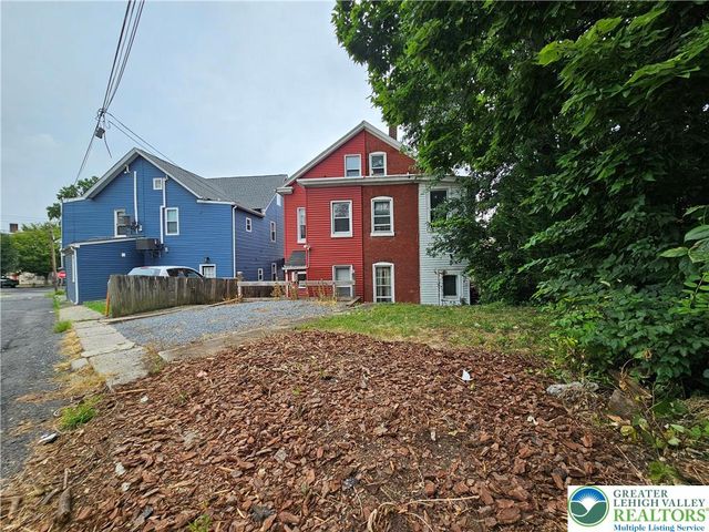 752 Walnut Avenue, Easton, PA 18042