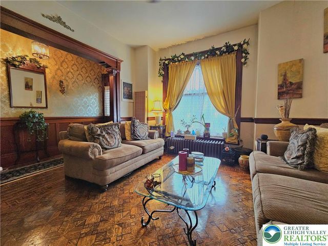 752 Walnut Avenue, Easton, PA 18042