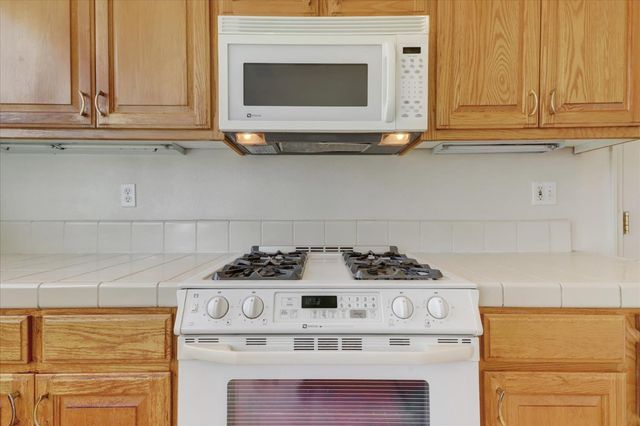 143 Scotia Pines Cir, Grass Valley, CA 95945