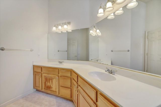 143 Scotia Pines Cir, Grass Valley, CA 95945