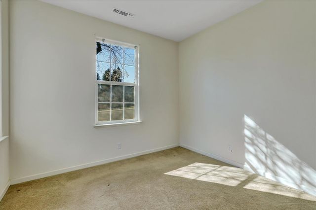 143 Scotia Pines Cir, Grass Valley, CA 95945