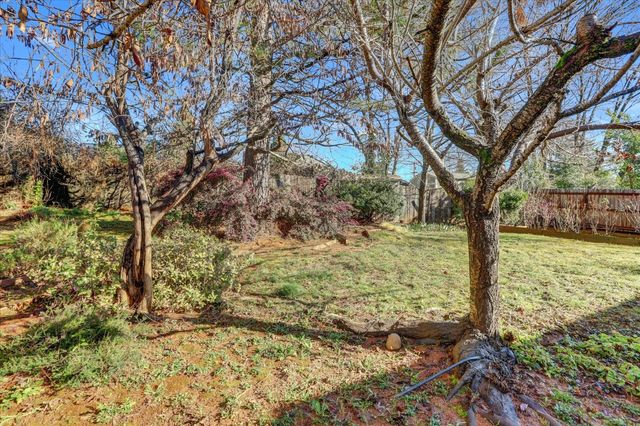 143 Scotia Pines Cir, Grass Valley, CA 95945