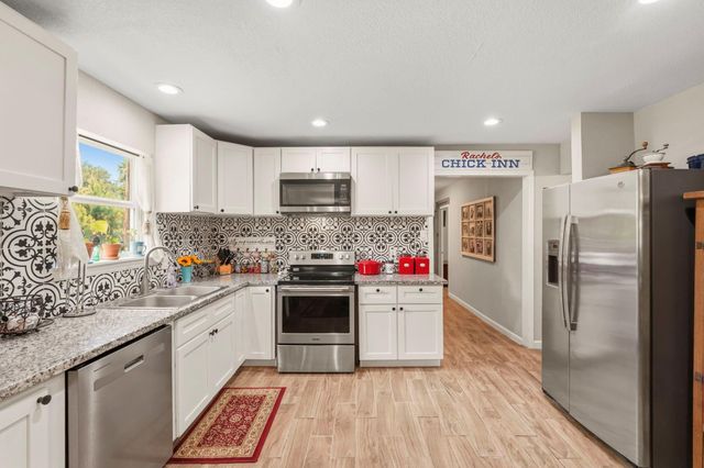 708 County Rd 691 Road 691, West Columbia, TX 77486
