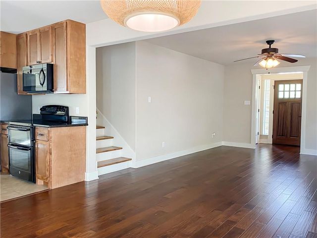 45 Wood Glen DR, Wimberley, TX 78676