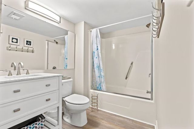 5806 N Ocean Blvd Unit 301, North Myrtle Beach, SC 29582