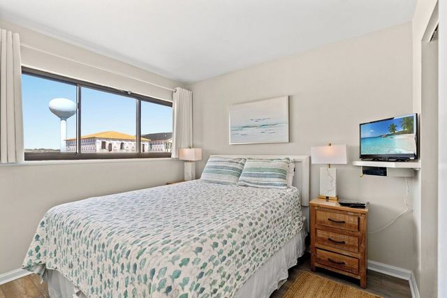 5806 N Ocean Blvd Unit 301, North Myrtle Beach, SC 29582