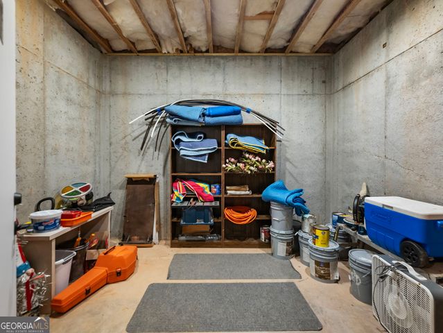 175 Lands End Trail, Cleveland, GA 30528