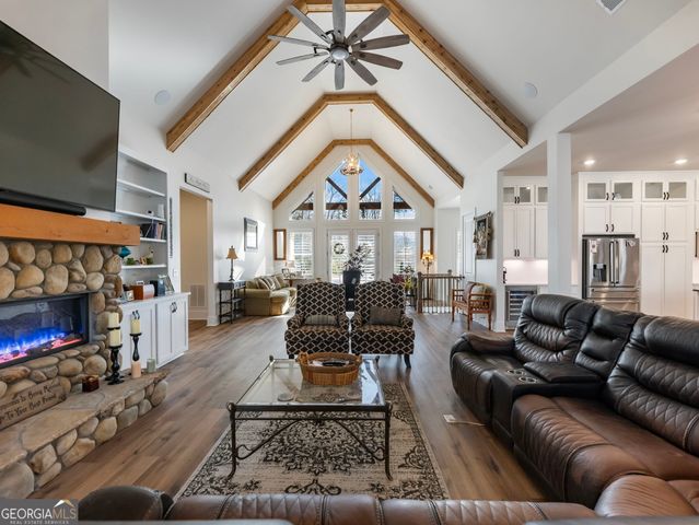 175 Lands End Trail, Cleveland, GA 30528