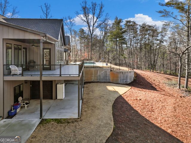 175 Lands End Trail, Cleveland, GA 30528