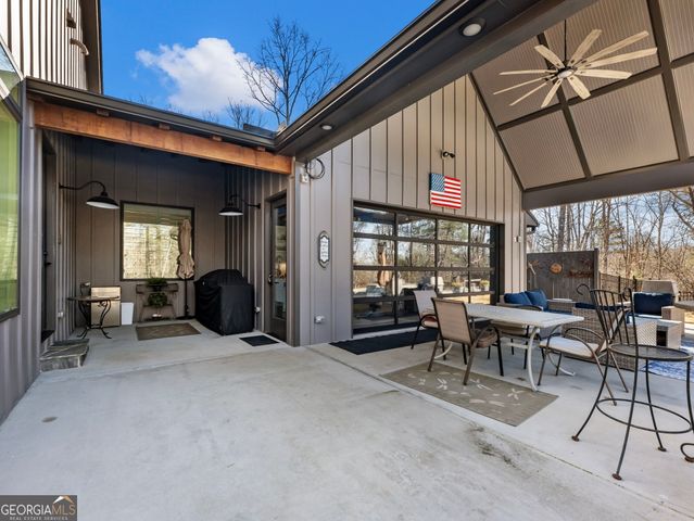 175 Lands End Trail, Cleveland, GA 30528