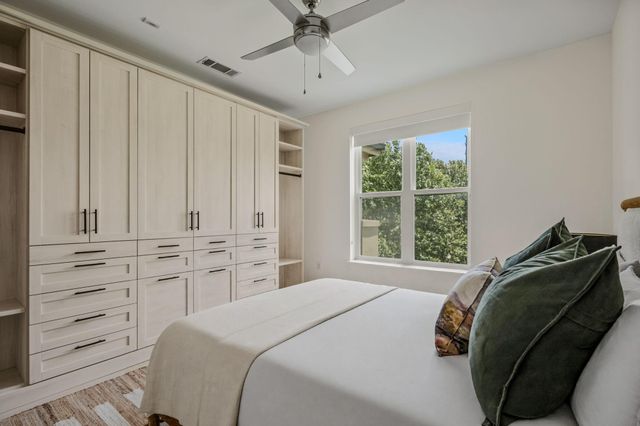 2721 Dulce LN 132, Austin, TX 78704