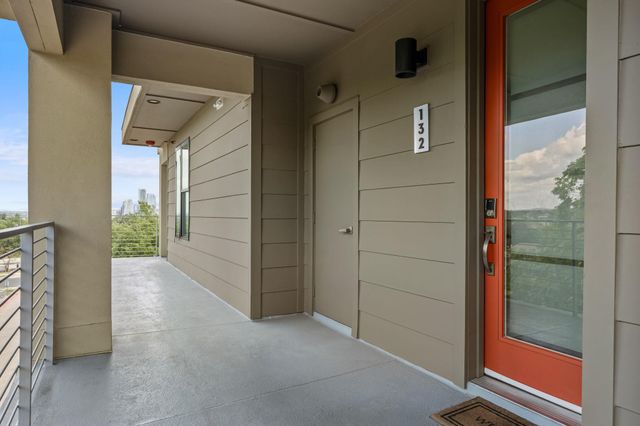 2721 Dulce LN 132, Austin, TX 78704