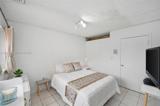 12693 NW 8th Terrace, Miami, FL 33182