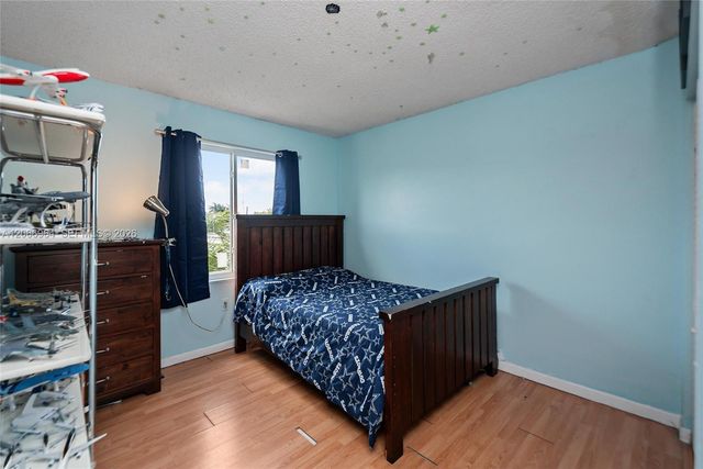 12693 NW 8th Terrace, Miami, FL 33182