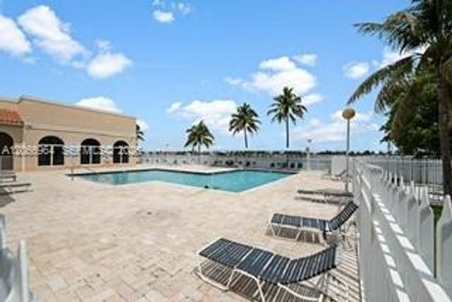 12693 NW 8th Terrace, Miami, FL 33182